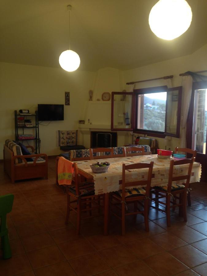 Lazy Farm Villa Prasinon Kültér fotó